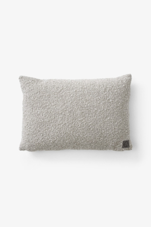 andtradition | Collect SC48 buklé párna, Cloud |Collect Cushion SC48, Cloud/Soft Boucle | Home of Solinfo