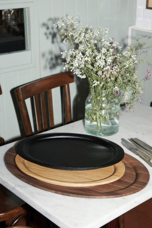 andtradition | Collect SC65 füstös tölgy tálca | Collect Tray SC65, Black Stain Oak | Home of Solinfo