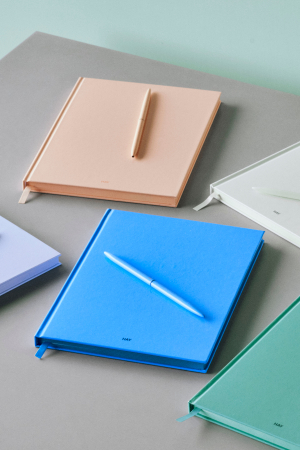 HAY | Colour kék jegyzetfüzet | Colour Notebook Vibrant blue | Home of Solinfo