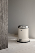 VIPP | VIPP14 bézs szemetes kuka 8 L | VIPP14 Pedal bin Beige 8 L | Home of Solinfo