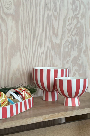OYOY | Toppu cseresznyepiros tál | Toppu Bowl Cherry Red | Home of Solinfo